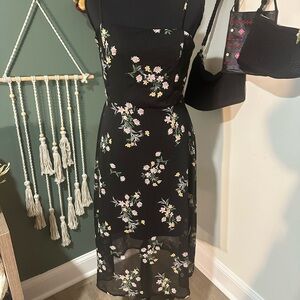 Lola Grace Black Floral Dress with Adjustable Straps Size M 🦄